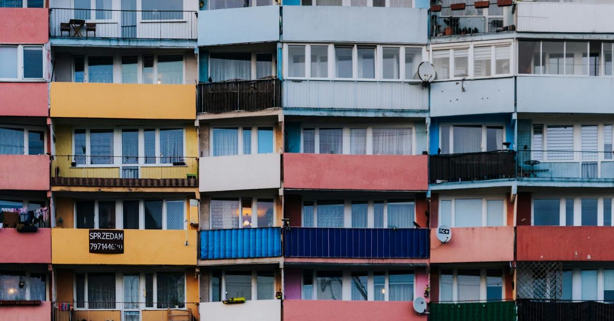 Electronic monitoring statistics and industry data 2026