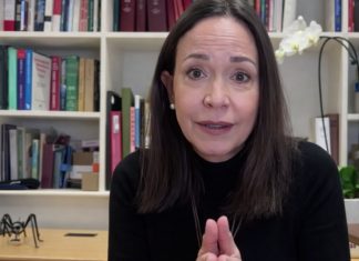 Venezuela’s Selective Amnesty: An Electronic Ankle Monitor Exposes Judicial Manipulation Venezuela's Selective Amnesty: An Electronic Ankle Monitor Exposes Judicial Manipulation