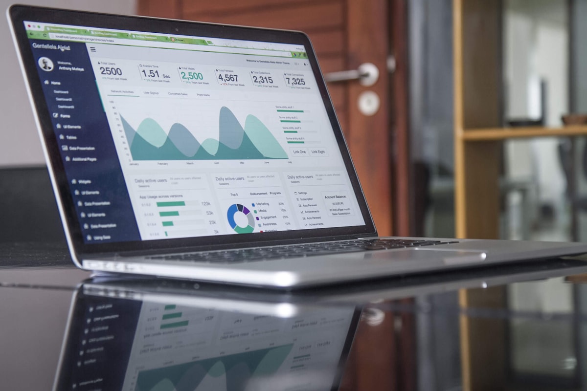 NIJ Market Survey of Offender Tracking Systems: What the JHU/APL Study Reveals - Data network and analytics visualization