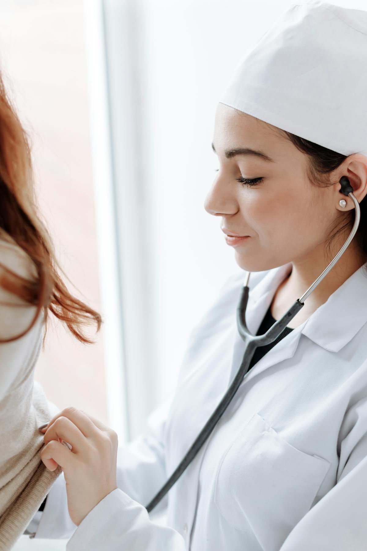 Continuous biometric monitoring wristband concept for correctional healthcare